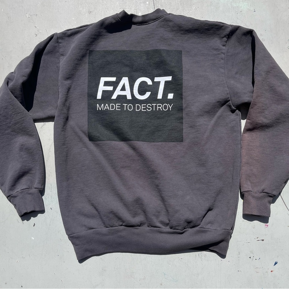 Men's‎ FACT Sweatshirt Gray Spell-Out M Streetwear Distress Heavy Modern Destroy